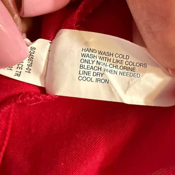 GAP Women's Button-Up Blouse – Size Medium - Picture 8 of 8